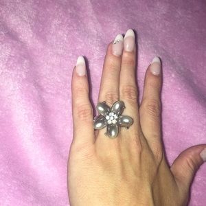 Flower stretch ring